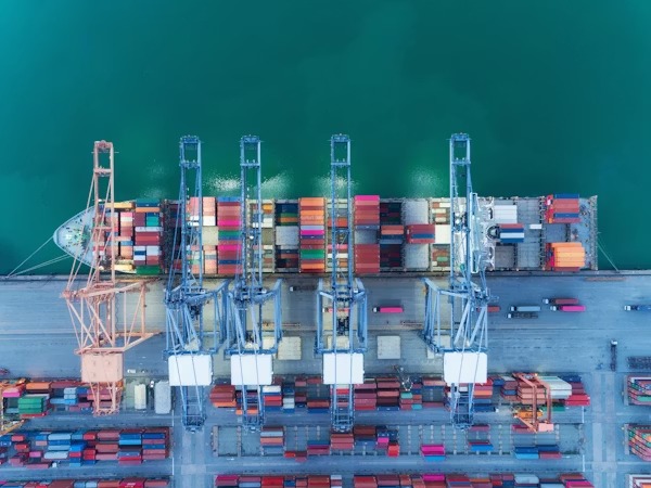 UK PORT ARRIVAL & CUSTOMS